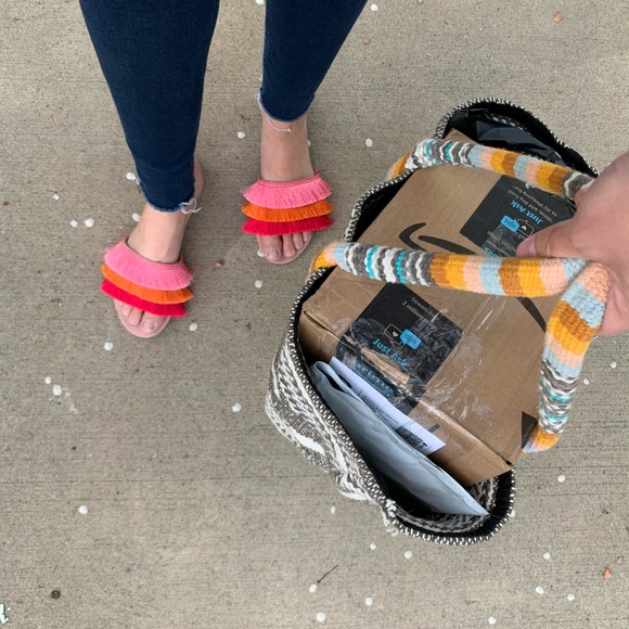 Sale! Everything under $20 is $3 each 5 lb limit per shipping label - Picture 3 of 3